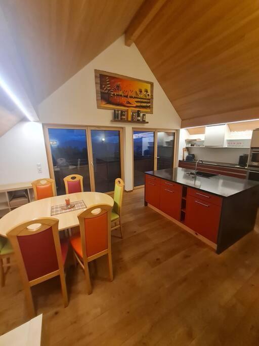Grosszuegige Ferienwohnung Am Skigebiet Boedele Mit Rheintalblick Dornbirn Buitenkant foto